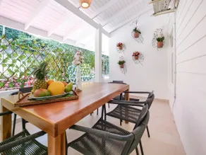 Beachfront Apartment with Pool and Private Garden - Image 4