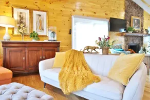     Cliff’s End • Ski & Golf Views • Fire Pit • Game Room - Image 5