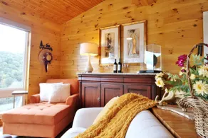     Cliff’s End • Ski & Golf Views • Fire Pit • Game Room - Image 3