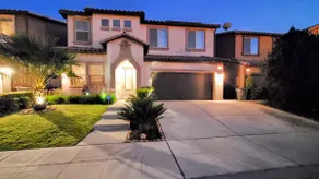 Spacious North Fresno Retreat | 4Br 2.5Ba | Garage - Image 2