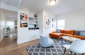 Big Family 2BR, Central Mystic w/ parking - 6A - Image 2