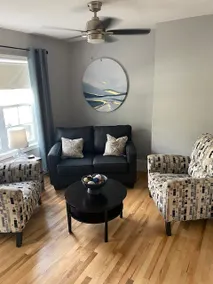 Cozy and bright 3 bedroom house Downtown - Image 4