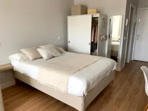 Beautiful studio apartment with sea views - Image 3