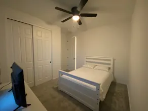Spacious 1-bedroom guest suite-Avondale. “The W” - Image 5