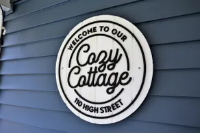 Cozy Cottage Near The Lake & Cedar Point - Image 4