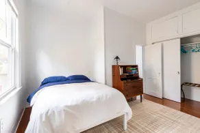 1890s Italianate | Bright & Spacious 2 BR Upstairs - Image 3