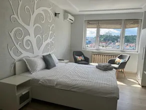 Apartment Cuza Voda - Image 3
