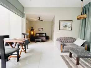 Green Cottage, 2BHK Luxe Villa w Terrace - Image 2