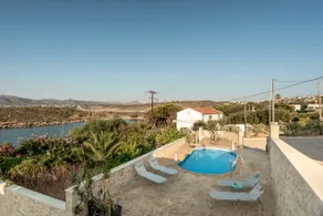 Stone house with beautiful view in Agios Onoufrios - Image 2