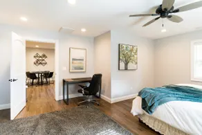 1 Bedroom, 1 bath guest house. Private setting. - Image 5