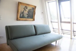 Luxurious studio in a historic villa - Image 3