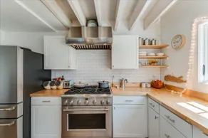 Hamptons Style Cottage - Image 2