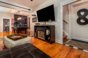 Majestic & Relaxing Home w/ 3 Beds Pool Table Bar! - Image 5