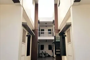 G Place - Image 4