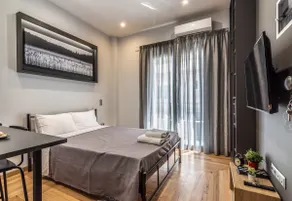 ARIS Premium- New bright suite with a balcony - Image 2