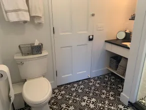Secluded Farmhouse - Studio Apartment Style Unit - Image 4