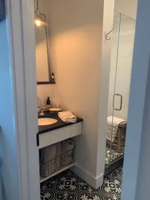 Secluded Farmhouse - Studio Apartment Style Unit - Image 3
