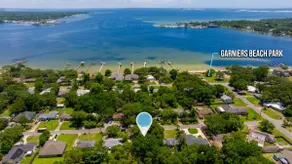 Waterfront Family House w/ Beach Access & Boat - Image 4