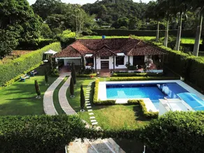 Tres Tejados, nice country house with pool - Image 2