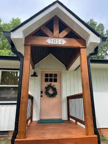 Jolene’s Place in Springbrook Park by TYS airport - Image 2