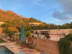 Mtn View 1-bedroom guesthouse with Pickleball Crt - Image 2