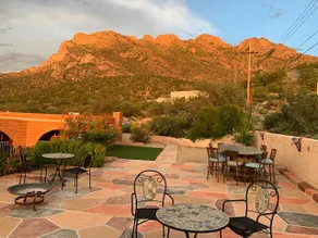 Mtn View 1-bedroom guesthouse with Pickleball Crt - Image 3