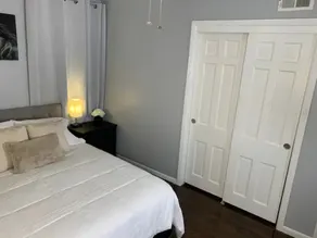 ◆Rare Find◆ 3 Bedroom - Modern Cozy Beautiful Home - Image 4