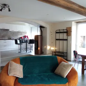 Cozy cottage with a hot tub - Image 2