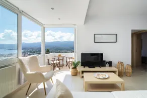 Mira Sitia Luxury Apartment - Image 4