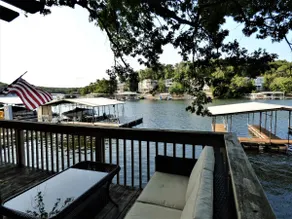 Boat Launch + Dock Peaceful Cove Retreat Sleeps 12 - Image 5