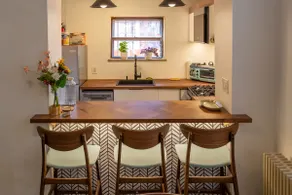 Bright Fun Fishtown Retreat - Medium Term Rental - Image 2