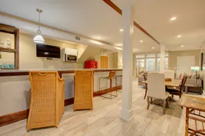 Walk to Charleston’s Best Dining and Entertainment - Image 5
