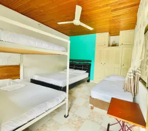BEAUTIFUL QUINTA HOUSE WITH PRIVATE POOL - Image 2