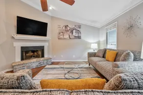 POOL / Hot Tub/ Pet Friendly / Sleeps 10 - Image 5