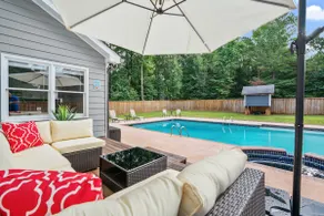 POOL / Hot Tub/ Pet Friendly / Sleeps 10 - Image 2