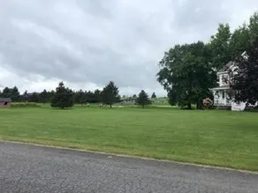Modern 3 BDRM Home on a Golf Course w/ hottub - Image 3
