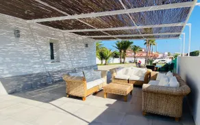 Book your holidays at this fully renovated Villa - Image 3