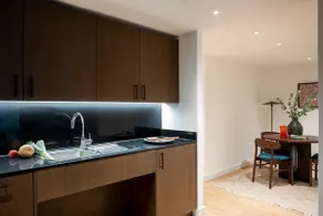 One Bedroom Apartment Accessible at Cove Landmark Pinnacle - Image 2