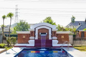 Beautiful Golden Teak Villa - Image 3