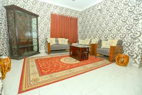 Three bedrooms fully furnished Air-conditioned Apt - Image 3
