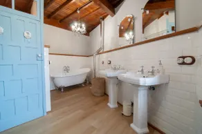 Amarilla Arribes Vintage Country House with Patio - Image 4