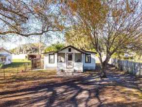 Quaint Cottage, 6 miles to Legoland, Pet friendly! - Image 2