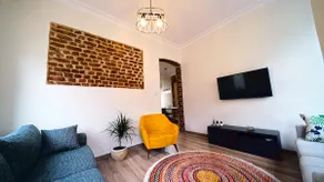 200 m to Taksim Square. Unique 3+1 fully furnished - Image 2