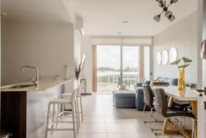 Best Location in Santa Ana - Great Views AC|GYM|Pool - Image 2