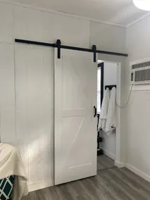 Adorable 1-Bedroom Guesthouse in Spanish Fort - Image 4