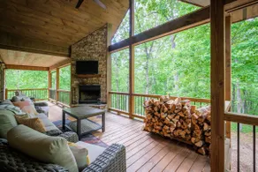 Modern Lux Cabin w/Hot Tub+Ping Pong+Waffle Bar - Image 3