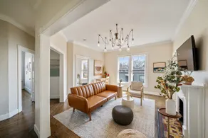 Beautiful Top Floor Getaway in Beach Town - Image 4