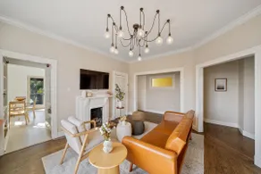 Beautiful Top Floor Getaway in Beach Town - Image 5