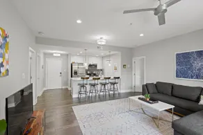 Chic 2BR Apt, Steps from N Main St, Balcony View - Image 3