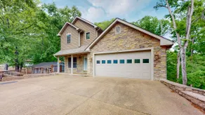 Relaxing 6 Bedroom Home Near Murray and KY Lake - Image 2